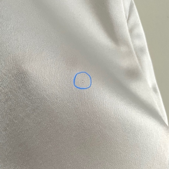 Aritzia Wilfred Boscono VNeck Satin Camisole in Avorio NWT - Picture 9 of 11